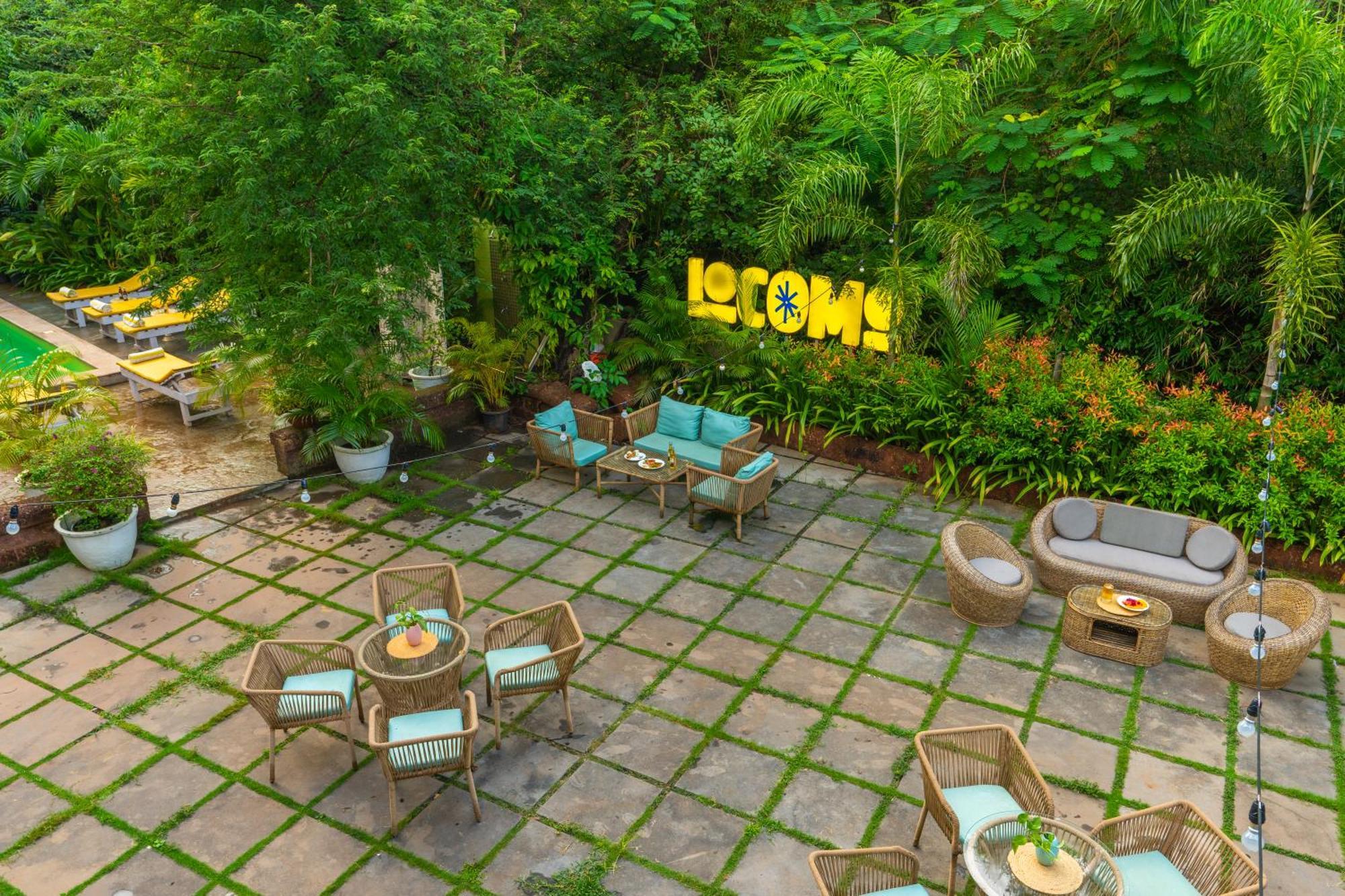Locomo Boutique, Morjim - Stay Work Eat Экстерьер фото