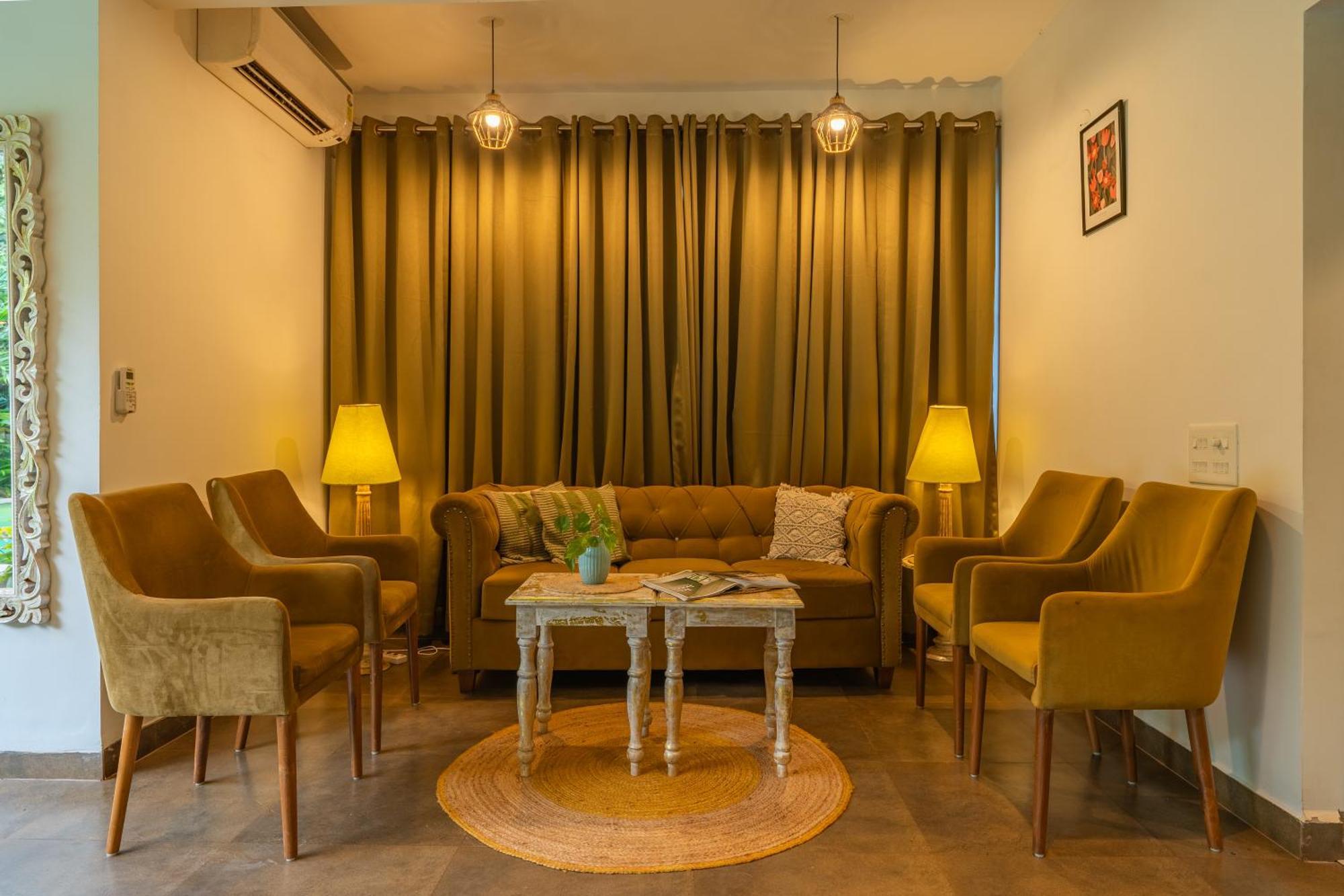 Locomo Boutique, Morjim - Stay Work Eat Экстерьер фото