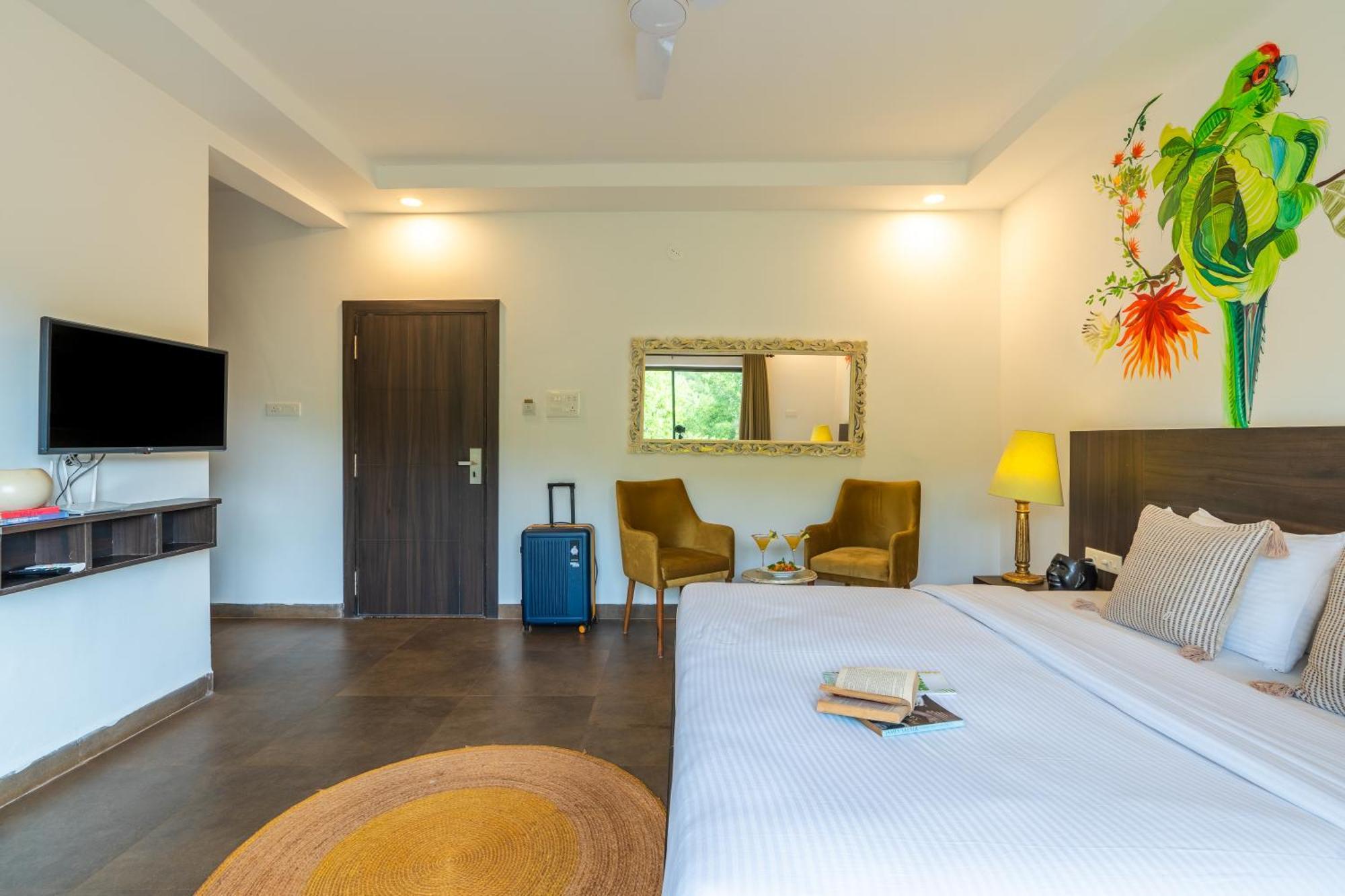 Locomo Boutique, Morjim - Stay Work Eat Экстерьер фото